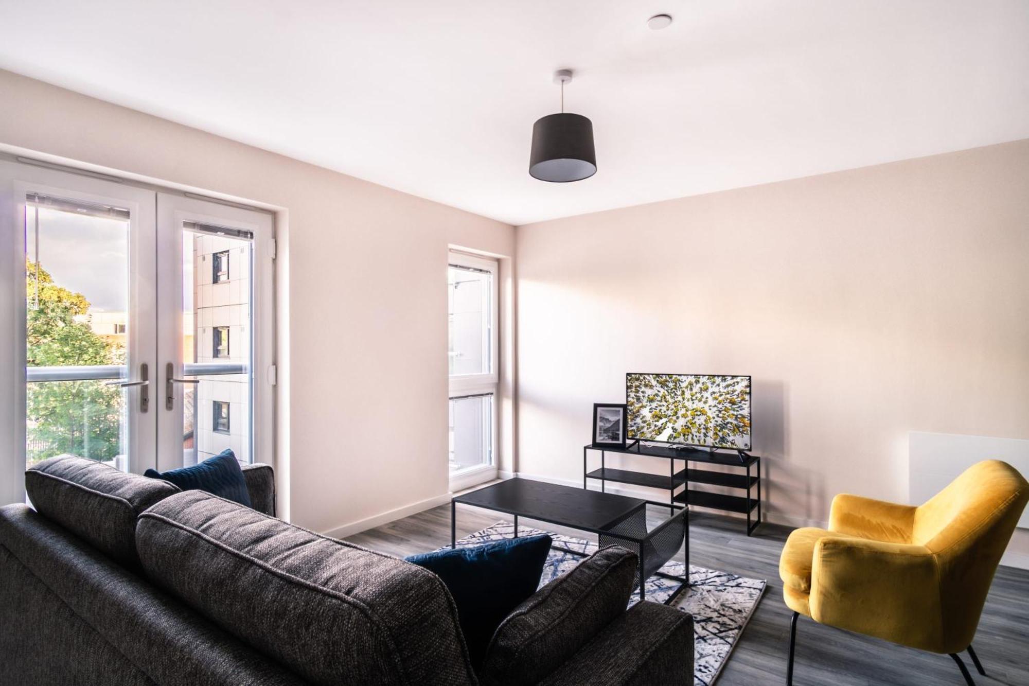 Apartment Fantastic 2 Bedroom *